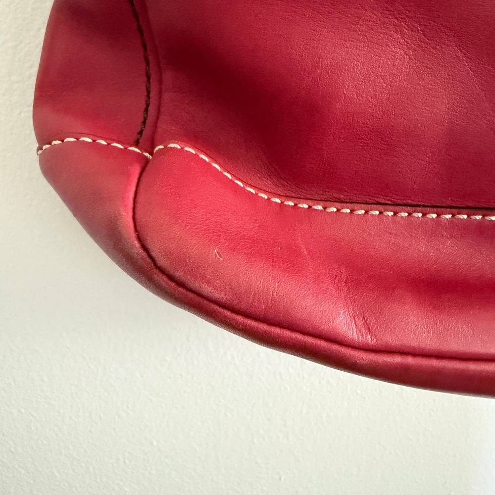 Coach Legacy Turnlock Double Pocket in Red Raspberry - Picture 3 of 15